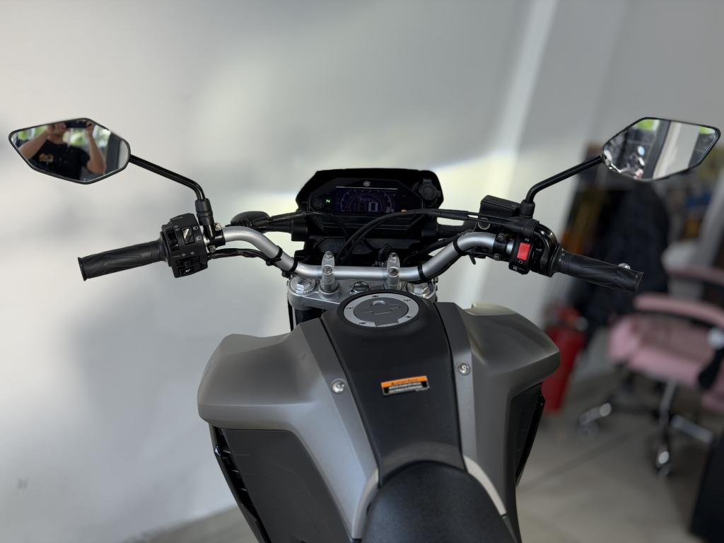 YAMAHA XTZ 250 - Foto
