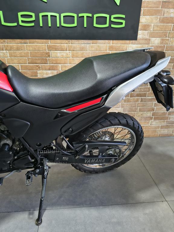 YAMAHA XTZ 250 - Foto