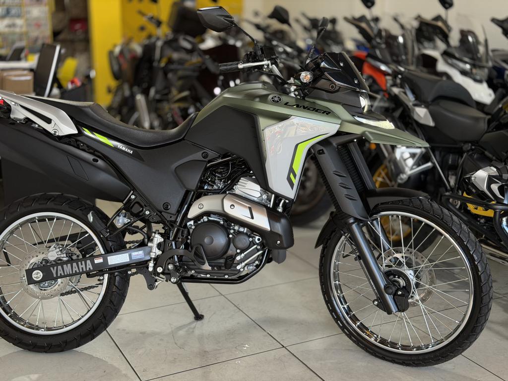YAMAHA XTZ 250 - Foto