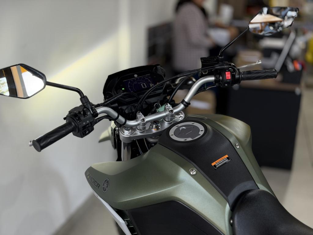 YAMAHA XTZ 250 - Foto