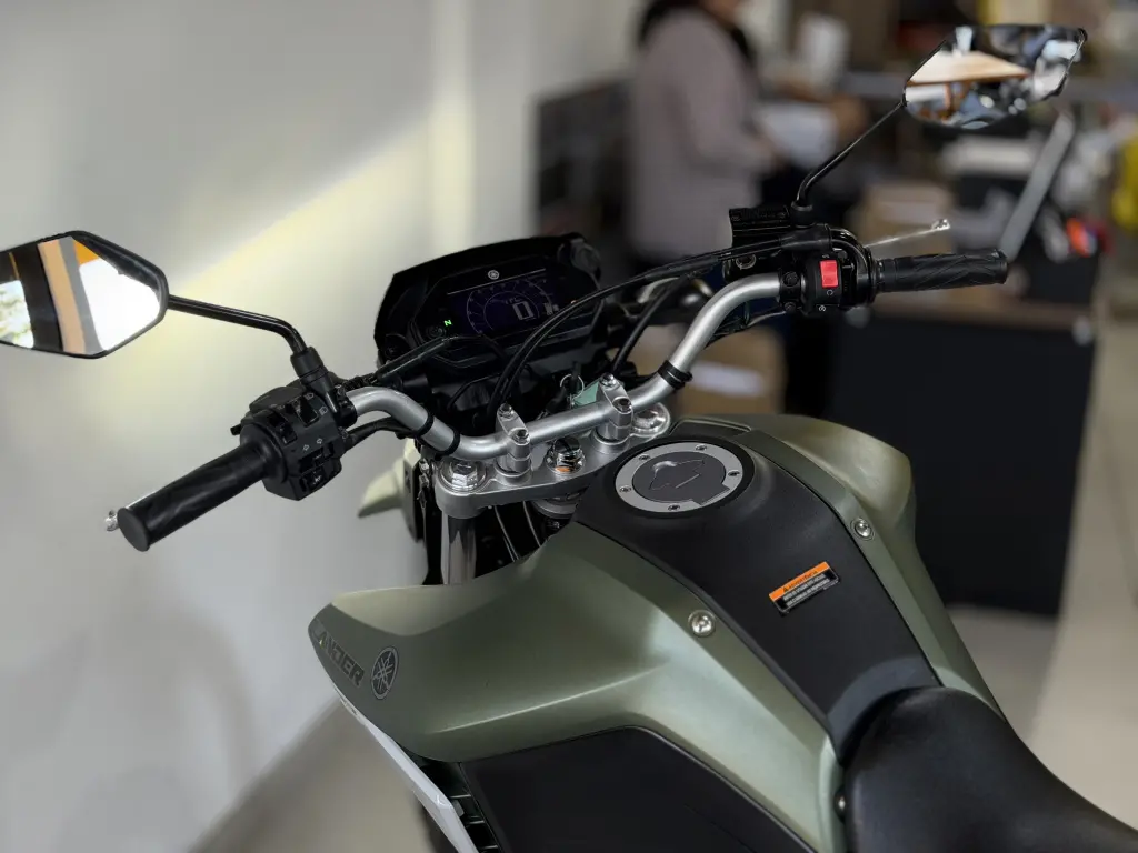 YAMAHA XTZ 250 - Foto