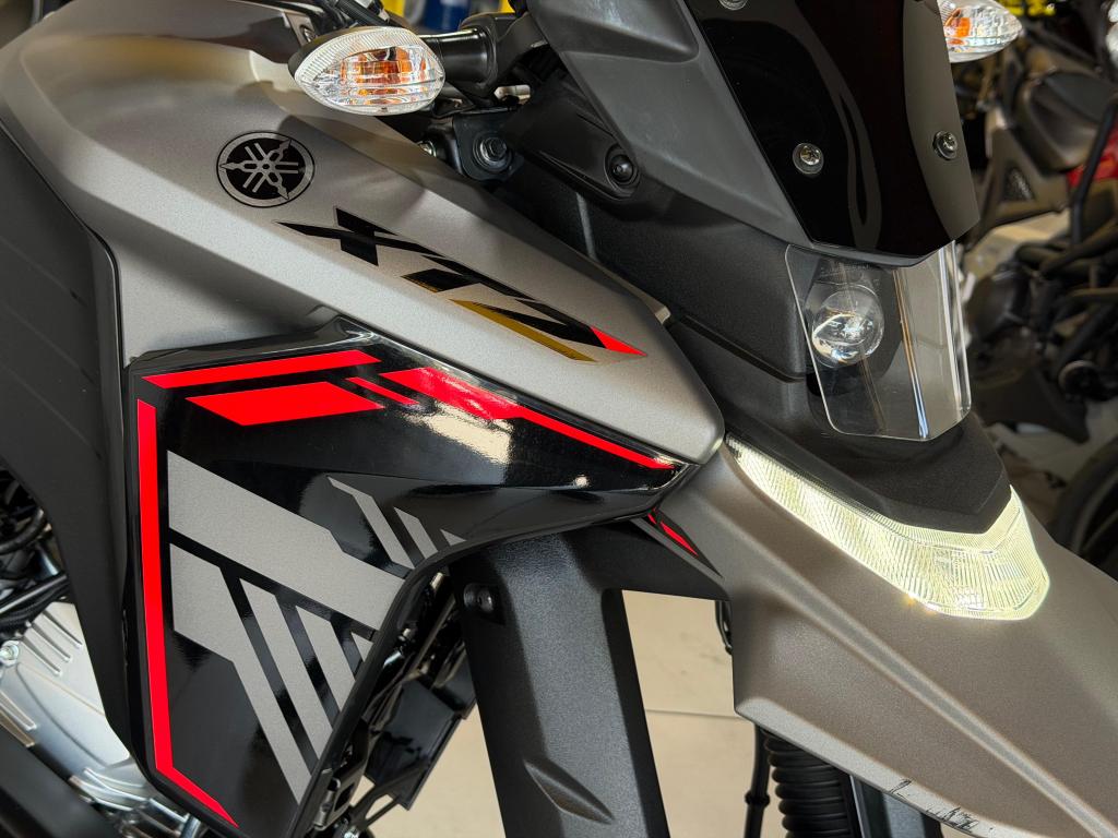 YAMAHA XTZ 250 - Foto