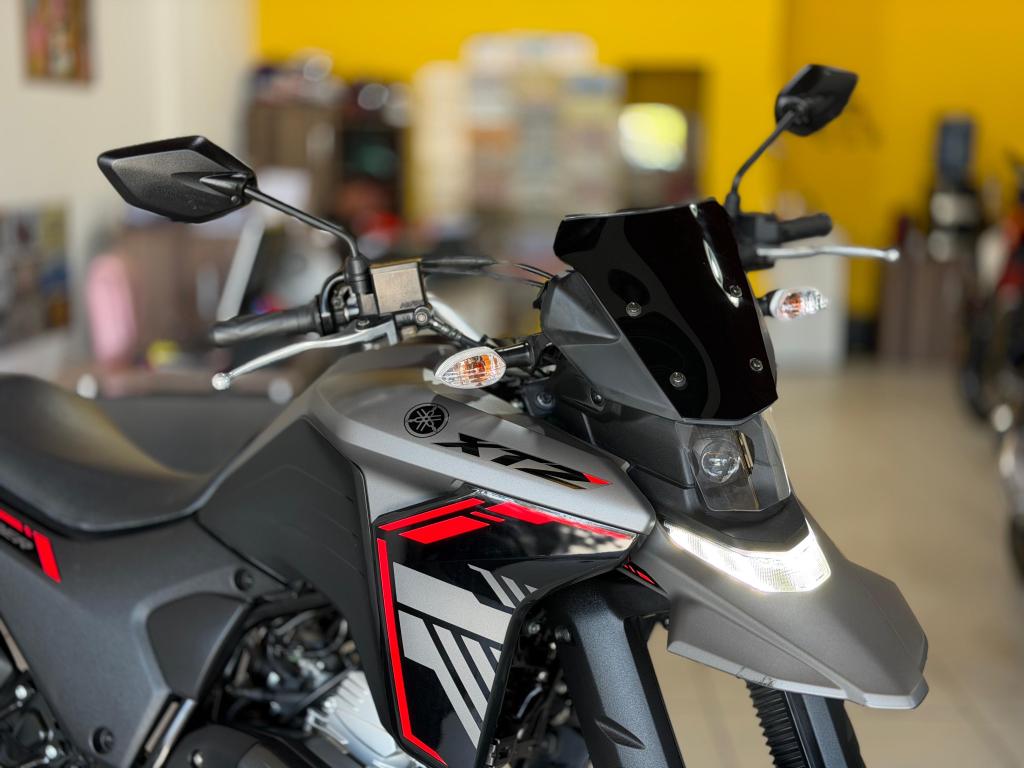 YAMAHA XTZ 250 - Foto