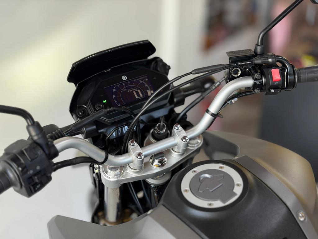 YAMAHA XTZ 250 - Foto