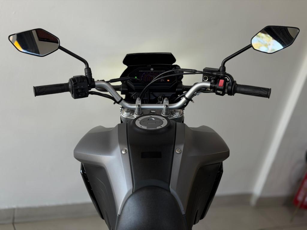 YAMAHA XTZ 250 - Foto