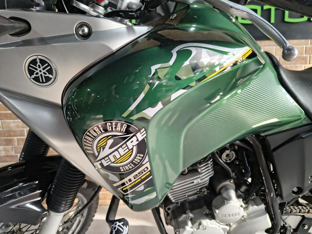 YAMAHA XTZ 250 - Foto