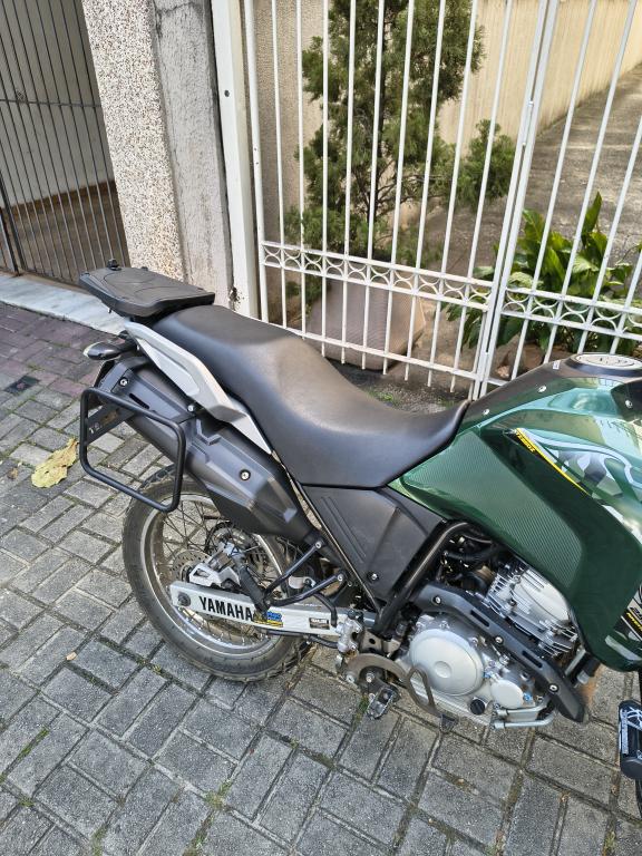 YAMAHA XTZ 250 - Foto