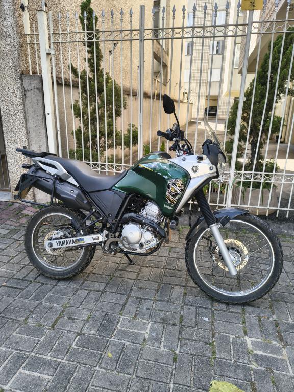 YAMAHA XTZ 250 - Foto