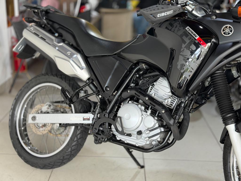 YAMAHA XTZ 250 - Foto