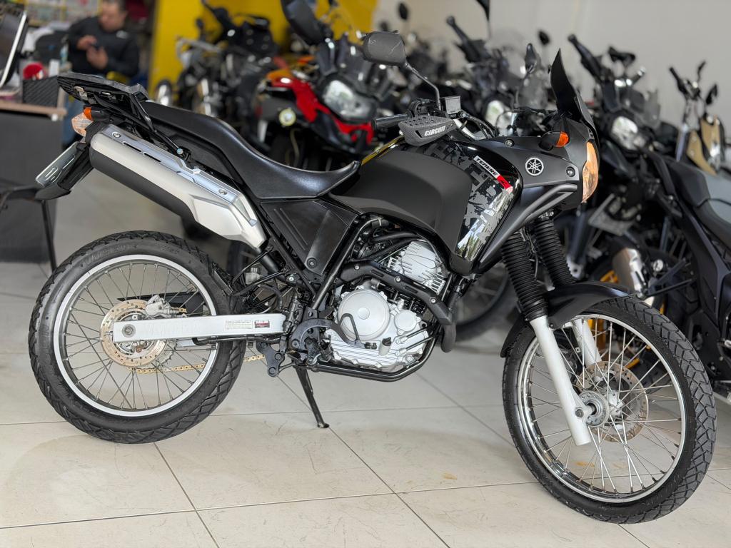YAMAHA XTZ 250 - Foto