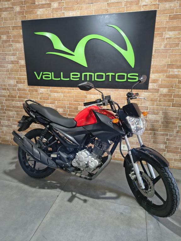 YAMAHA YBR 125 - Foto