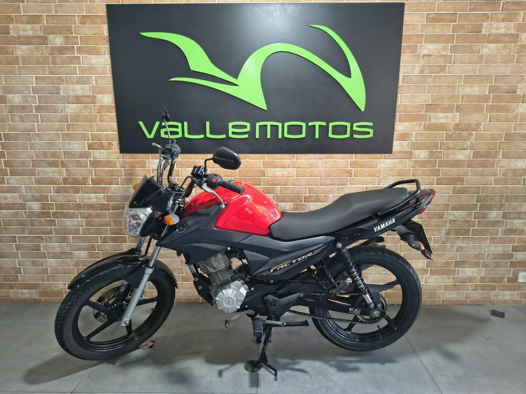 YAMAHA YBR 125 - Foto