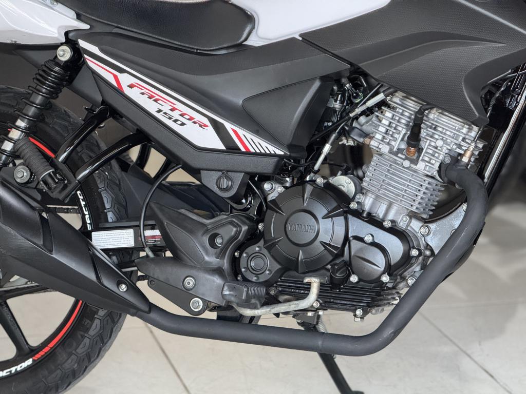 YAMAHA YBR 150 - Foto