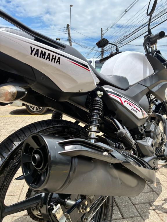 YAMAHA YBR 150 - Foto