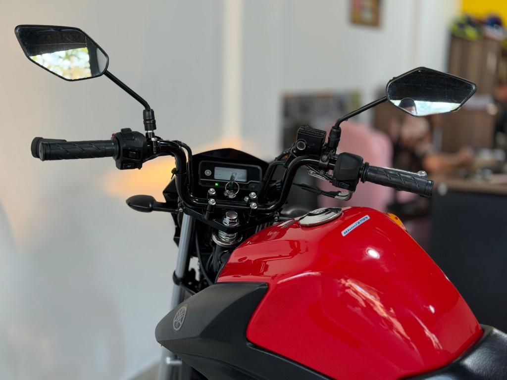YAMAHA YBR 150 - Foto