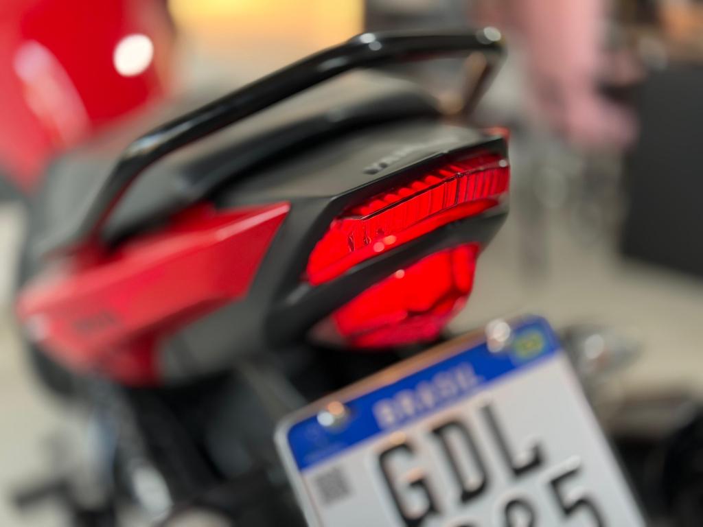 YAMAHA YBR 150 - Foto