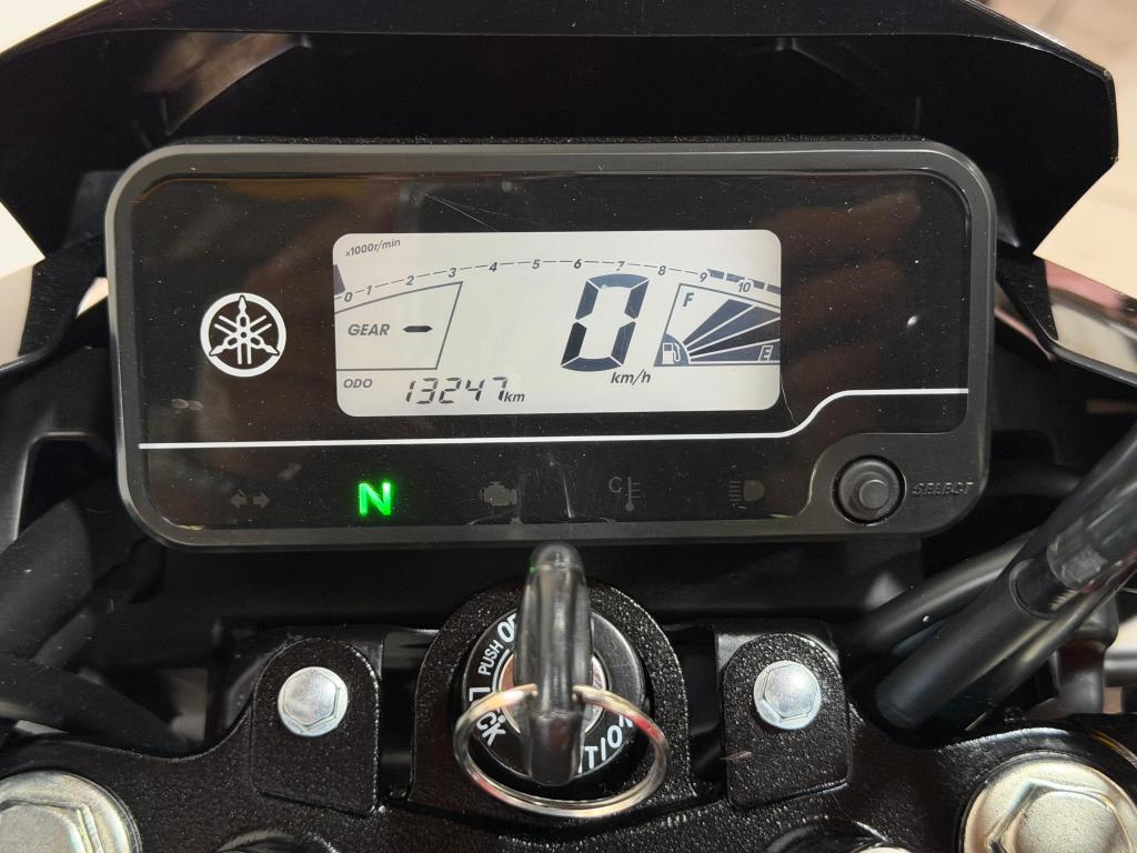 YAMAHA YBR 150 - Foto