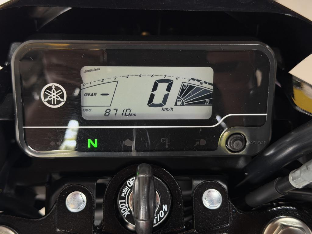 YAMAHA YBR 150 - Foto