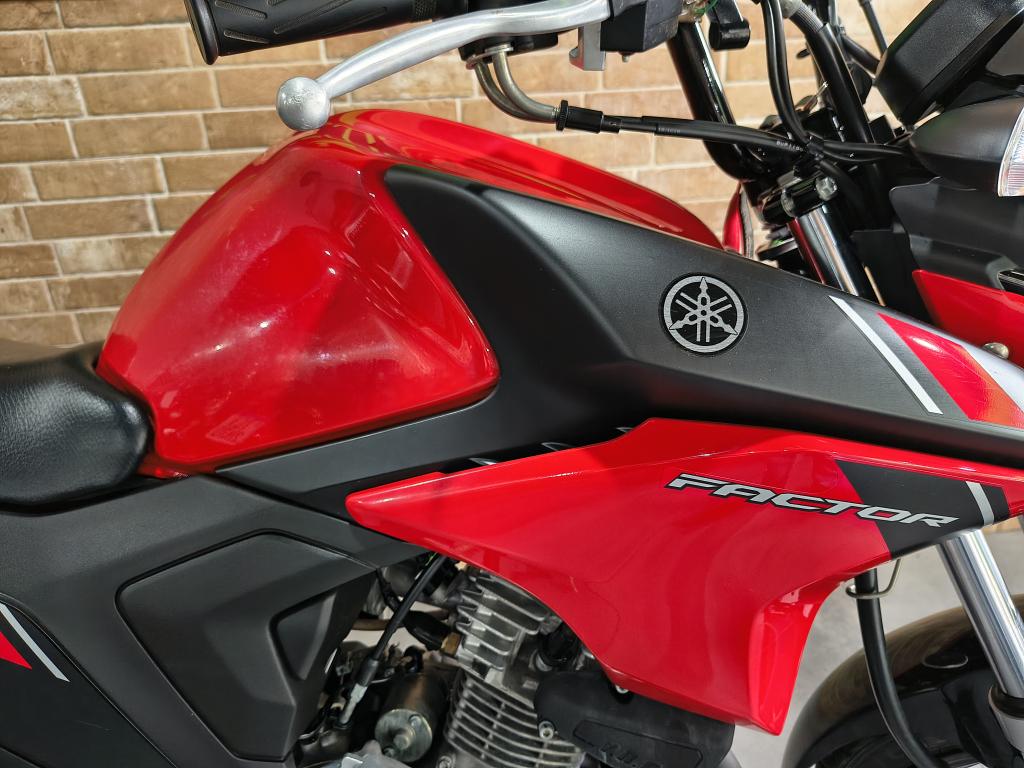 YAMAHA YBR 150 - Foto