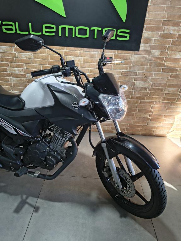 YAMAHA YBR 150 - Foto