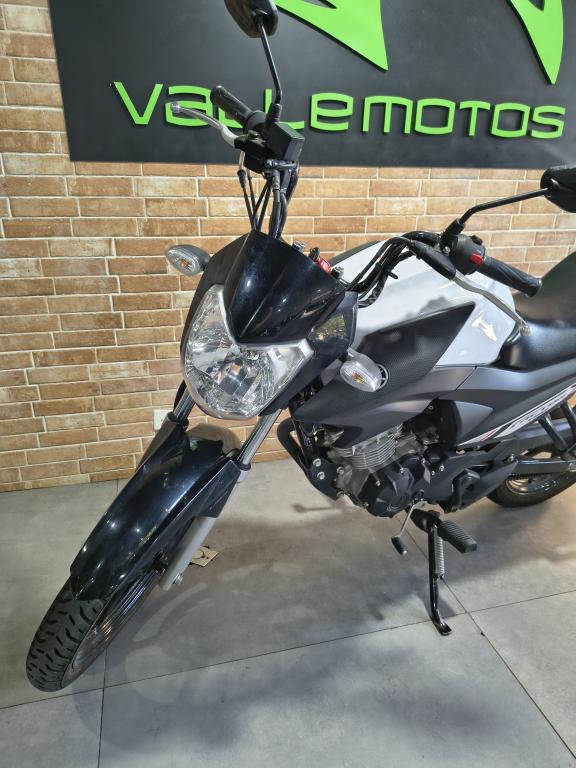 YAMAHA YBR 150 - Foto
