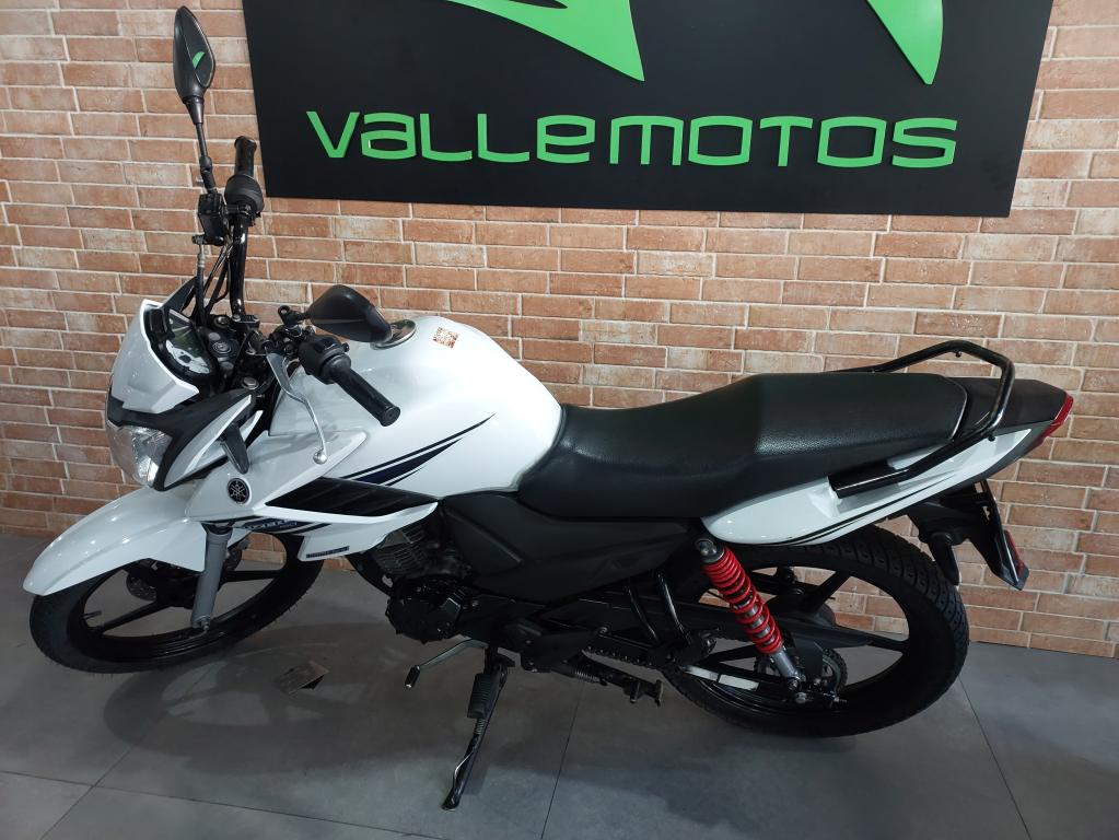 YAMAHA YS Fazer 150 - Foto