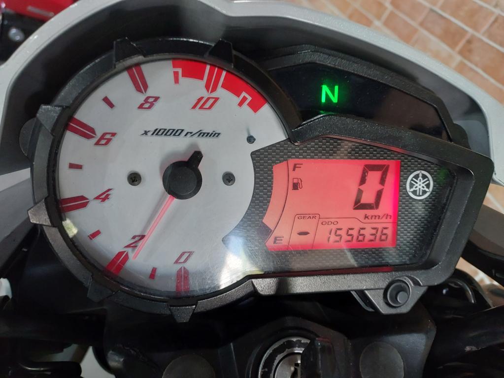 YAMAHA YS Fazer 150 - Foto