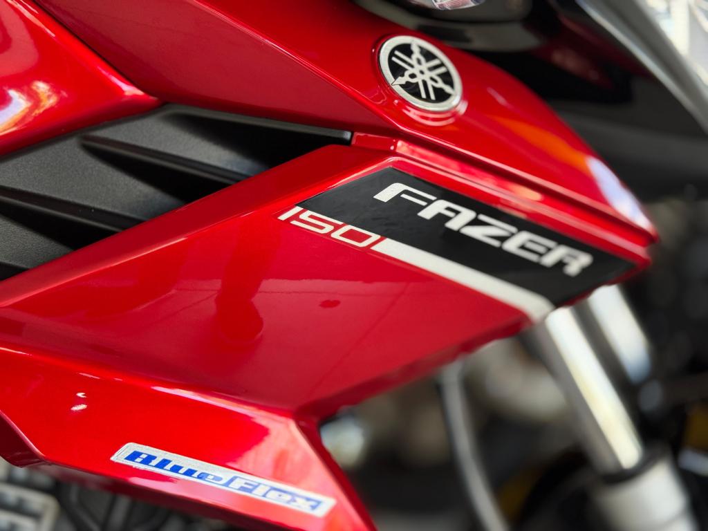 YAMAHA YS Fazer 150 - Foto