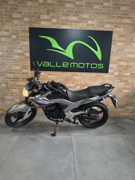 YAMAHA YS Fazer 250 - Foto