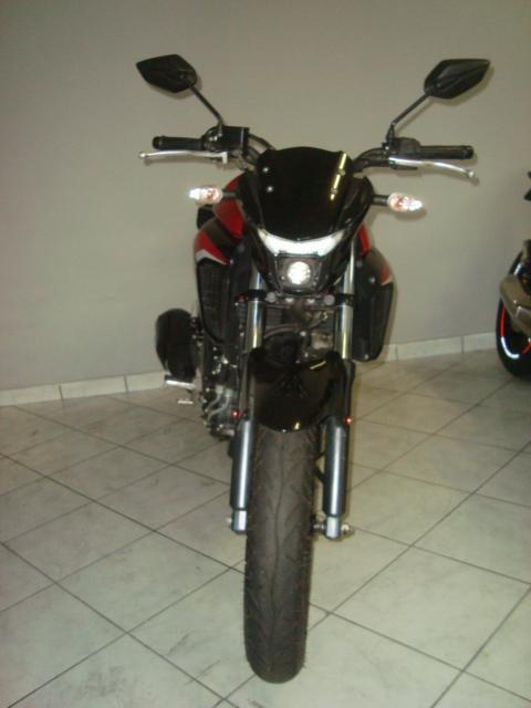 YAMAHA YS Fazer 250 - Foto