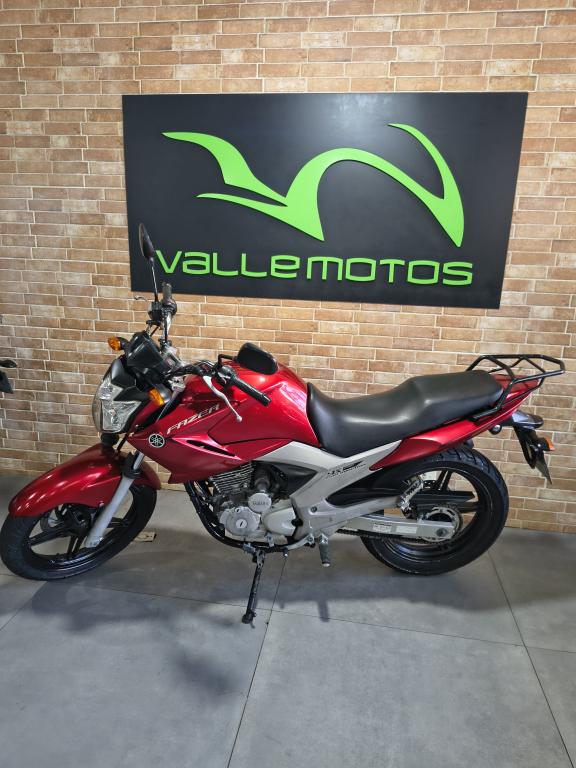 YAMAHA YS Fazer 250 - Foto