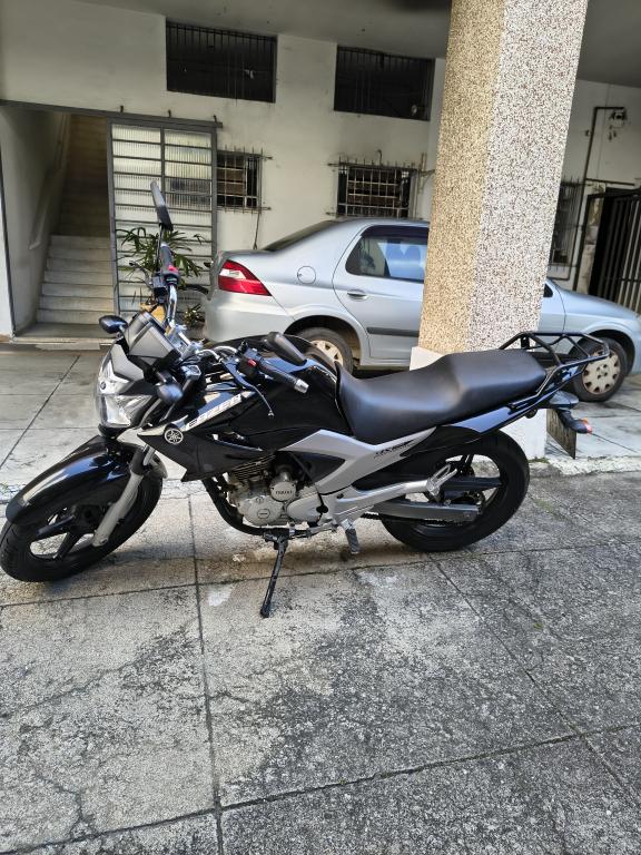 YAMAHA YS Fazer 250 - Foto