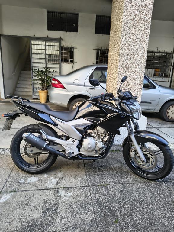 YAMAHA YS Fazer 250 - Foto