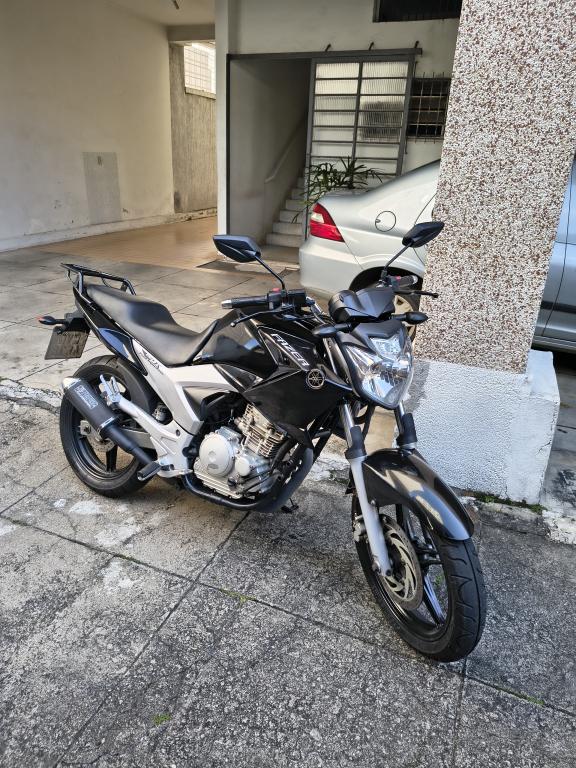 YAMAHA YS Fazer 250 - Foto