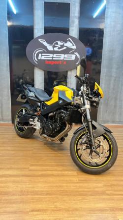 BMW F 800 R  BMW F 800 R