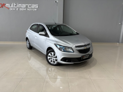 CHEVROLET Onix Hatch 1.4 4P FLEX LT AUTOMTICO