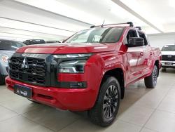 MITSUBISHI Triton 2.4 HPE-S BITURBO DIESEL CABINE DUPLA 4X4 AUTOMÁTICO