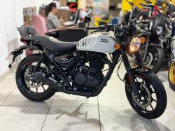 ROYAL ENFIELD Hunter 350 