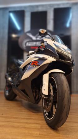 SUZUKI GSX-R 750 W 