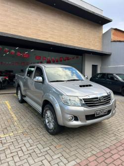 TOYOTA Hilux Caminhonete 3.0 4P 4X4 SRV TURBO DIESEL CABINE DUPLA LIMITED EDITION AUTOMTICO