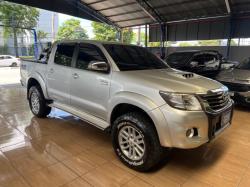 TOYOTA Hilux Caminhonete 3.0 4P 4X4 SRV TURBO DIESEL CABINE DUPLA AUTOMTICO