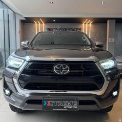 TOYOTA Hilux Caminhonete 2.8 16V 4P SRX DIESEL CABINE DUPLA