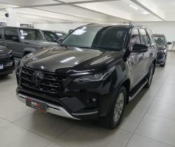 TOYOTA Hilux SW4 2.8 16V 4P SRX 4X4 7 LUGARES TURBO DIESEL AUTOM�TICO