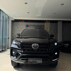 TOYOTA Hilux SW4 2.8 16V 4P SRX 4X4 7 LUGARES TURBO DIESEL AUTOM�TICO