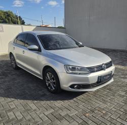 VOLKSWAGEN Jetta 2.0 4P COMFORTLINE TIPTRONIC AUTOM�TICO