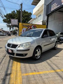 VOLKSWAGEN Polo Hatch 1.6 4P FLEX VOLKSWAGEN Polo Hatch 1.6 4P FLEX
