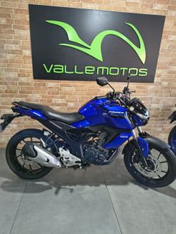 YAMAHA FZ 15 Fazer ABS