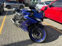 YAMAHA YZF R15 150 ABS