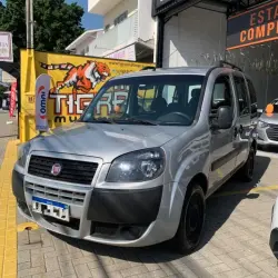FIAT Doblo 1.8 16V 4P FLEX ESSENCE 7 LUGARES