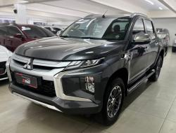 MITSUBISHI L 200 Triton 